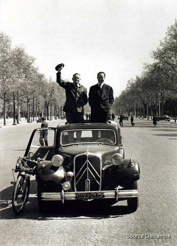 75 Paris Les Champs Elysees IIII.jpg